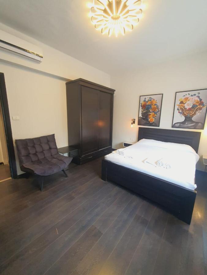 Appartamento Nouvelle 2Bd Beach House W/Balcony Tel Aviv Esterno foto